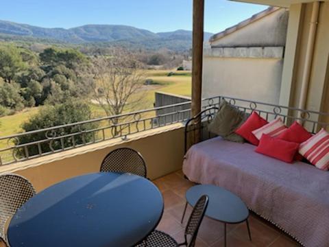 Appartement Cosy Avec Climatisation Reversible Golf De Saumane Εξωτερικό φωτογραφία