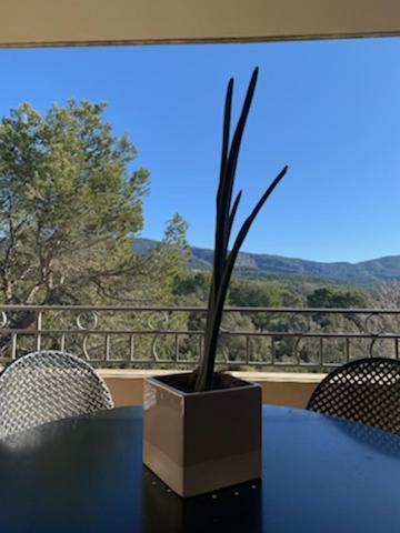 Appartement Cosy Avec Climatisation Reversible Golf De Saumane Εξωτερικό φωτογραφία