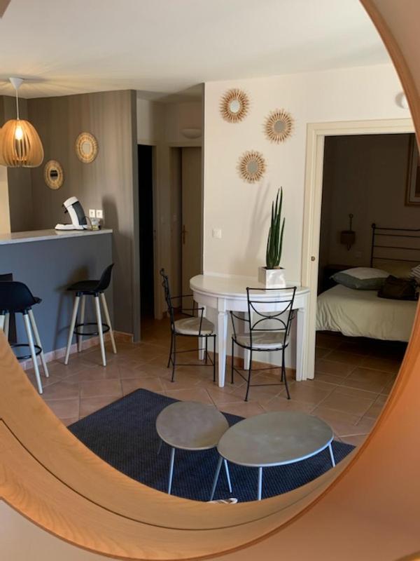 Appartement Cosy Avec Climatisation Reversible Golf De Saumane Εξωτερικό φωτογραφία